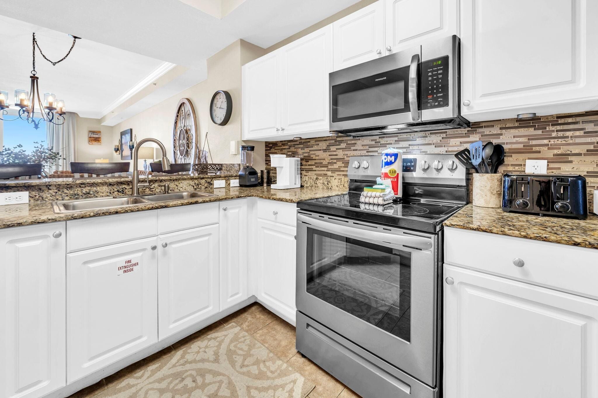 Condo, Multiple Beds (Tidewater 2405) | Private kitchen
