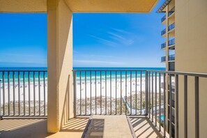 Condo, 3 habitaciones | Áreas de la propiedad