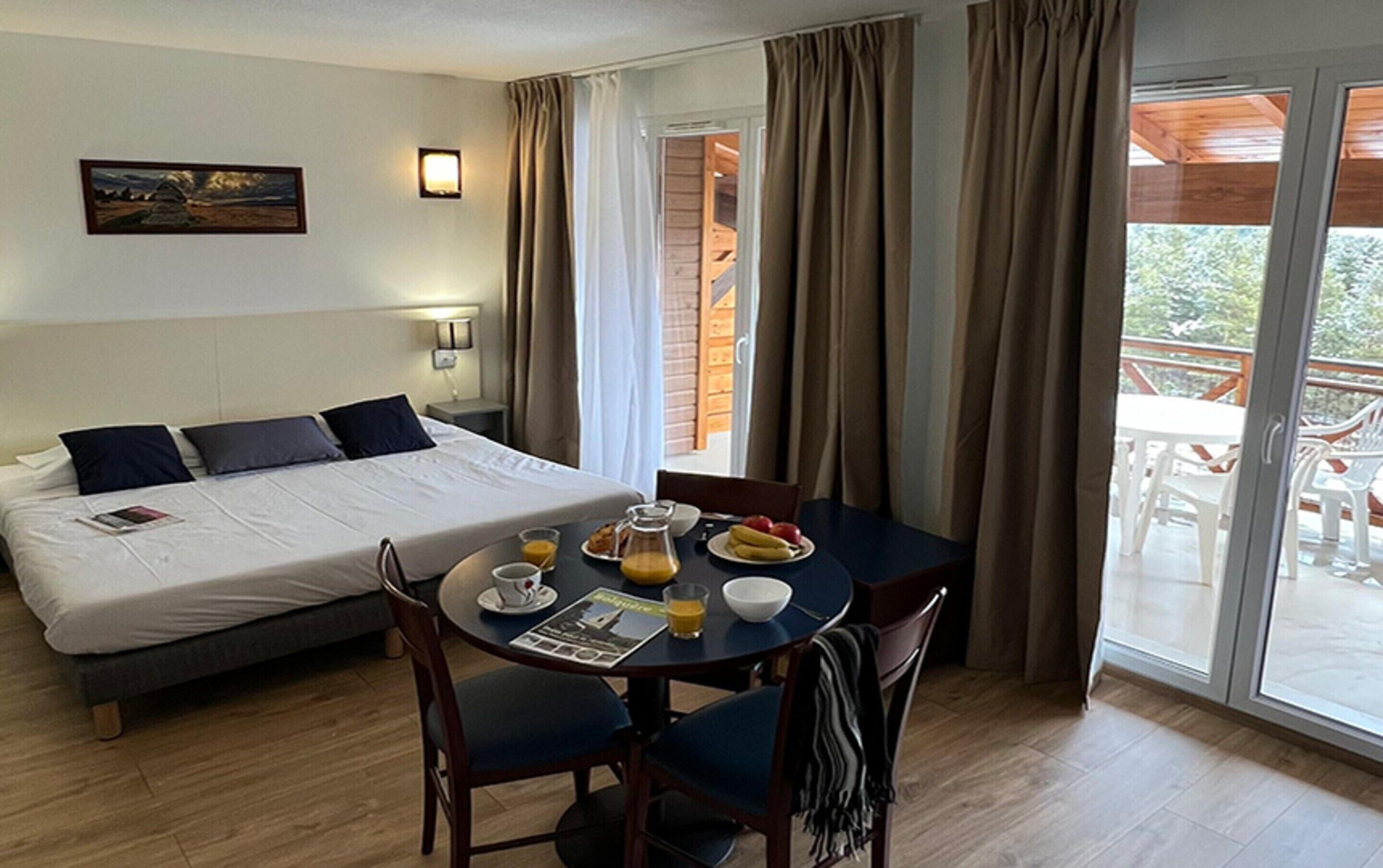 Apartment | 2 bedrooms, bed sheets