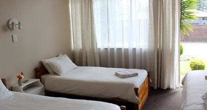 Travel Lodge