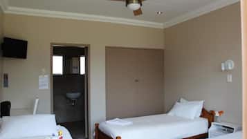 Iron/ironing board, free WiFi, bed sheets