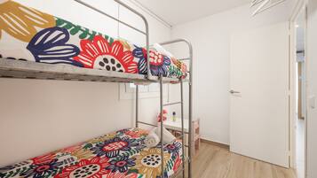 3 chambres, fer et planche Ă repasser, Wi-Fi, draps fournis