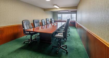 Double Queen Room | Breakfast Included | Near MFR