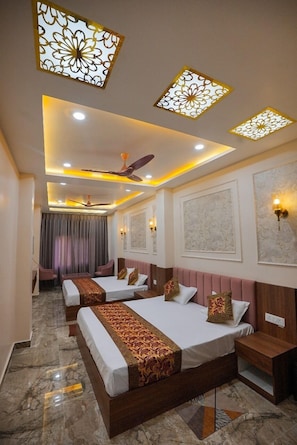 Family Quadruple Room, City View | Desk, iron/ironing board, free WiFi