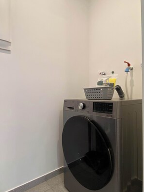 Interior - w* | Stylish 2BR w/ Balcony & View in Miraflores (Miraflores)