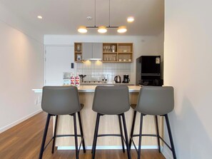 Fridge, microwave, oven, stovetop - w* | Stylish 2BR w/ Balcony & View in Miraflores (Miraflores)