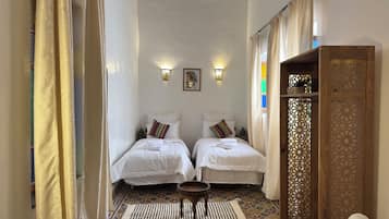 Camera Standard con letto matrimoniale o 2 letti singoli | Wi-Fi gratuito