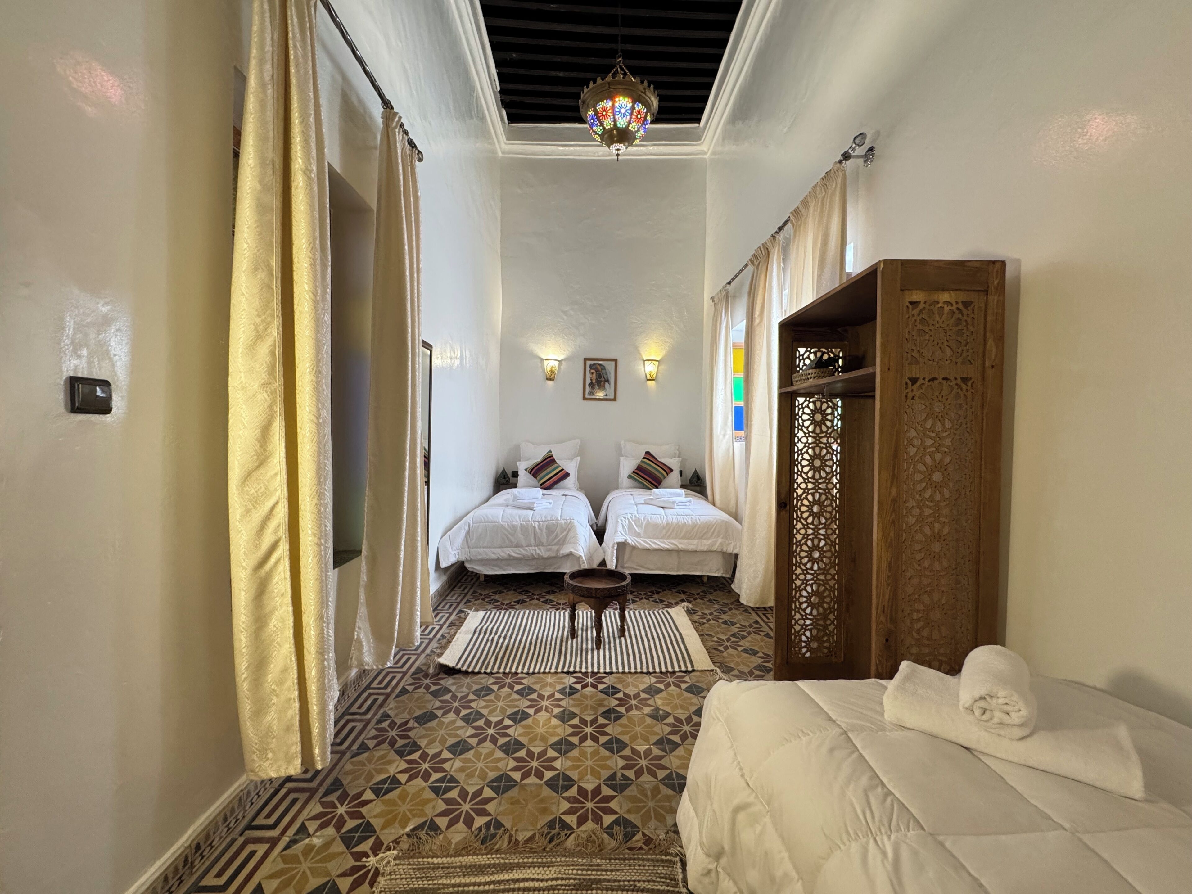 Habitaci ón estándar con 1 cama matrimonial o 2 individuales | Wifi gratis 