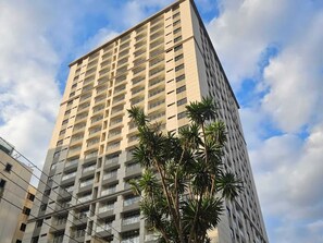 Exterior - Soothing 1-bedroom apartment near JW Marriot and GTC Westlands (Nairobi)