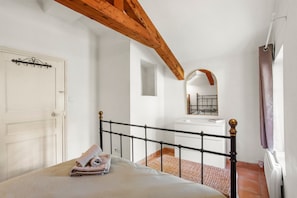 Iron/ironing board, WiFi, bed sheets - Villa Andéria – Your Provençal Retreat in Callian (Callian)