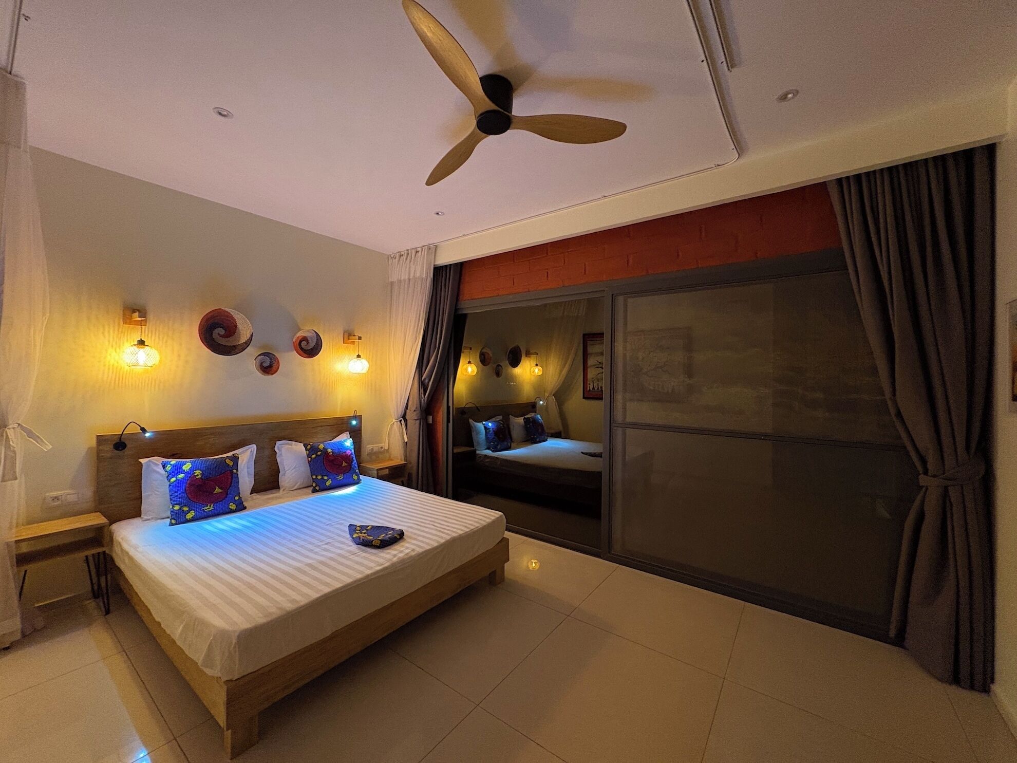 Deluxe Double Room, 1 King Bed, Pool View, Ground Floor | In-room safe, individually decorated, individually furnished, desk