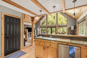 Interior - Spacious cabin with forest views, hot tub, BBQ, wrap around deck (Mount Hood Village)