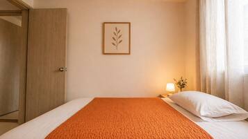 4 Schlafzimmer, Bügeleisen/Bügelbrett, kostenloses WLAN, Bettwäsche