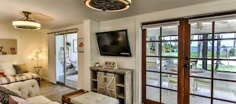 Island View Cottages Sebastian