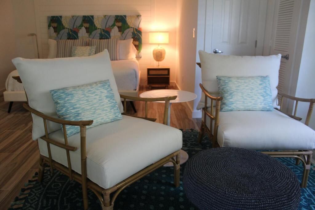 Deluxe suite, uitzicht op rivier | Verduisterende gordijnen, een strijkplank/strijkijzer, gratis wifi