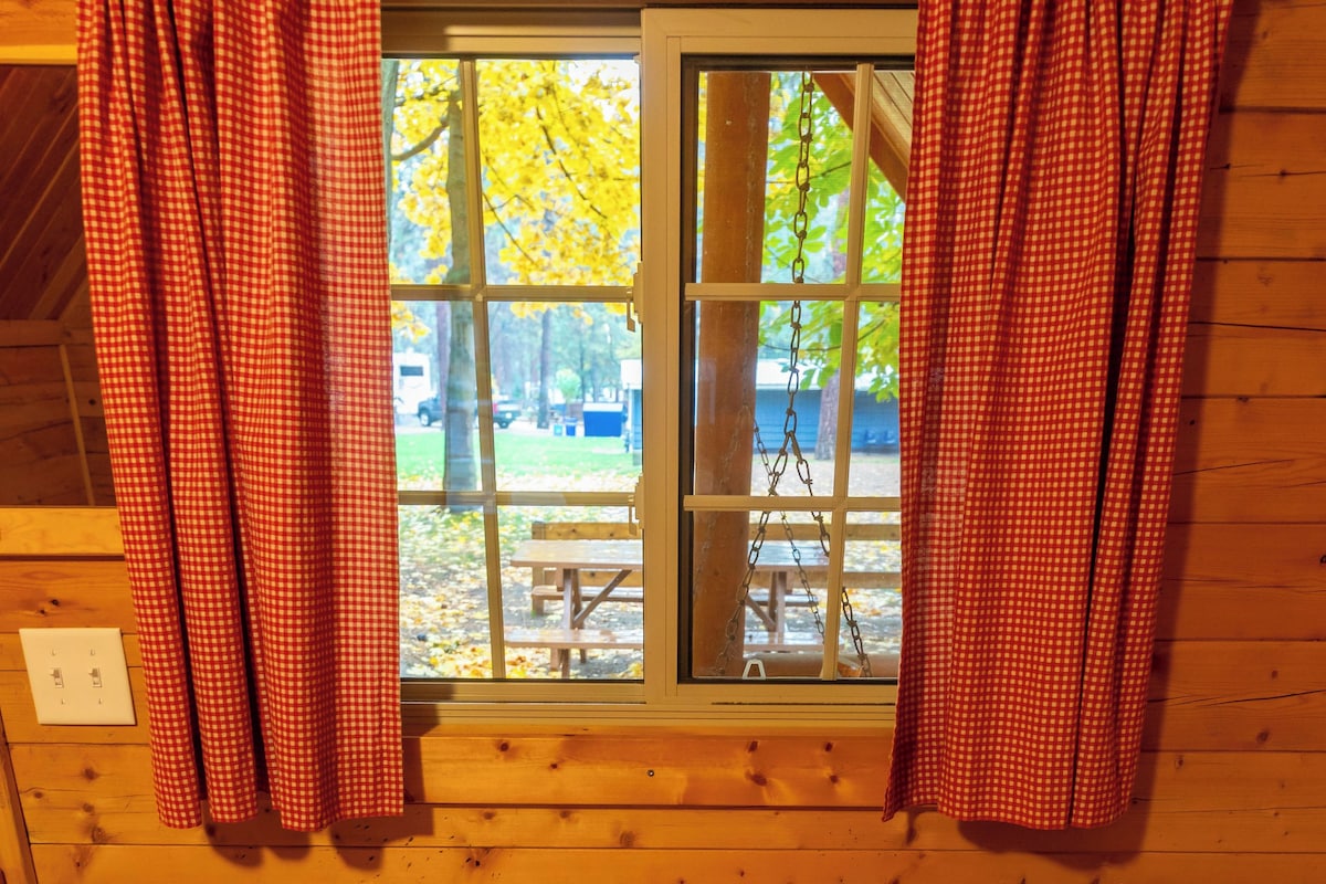 Cabin, Beach View