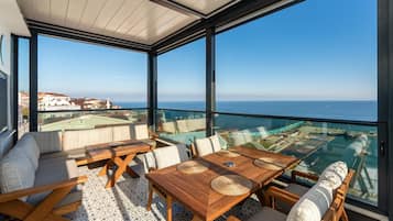 Comfort Apartment, Balcony, Sea View | Outdoor dining