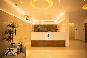 Lobby - A perfect cosy studio in Eastlegon Accra with a pool,restaurant and fitness room (Accra)