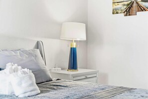 Iron/ironing board, WiFi, bed sheets, wheelchair access - Bluewater Beach Retreat 1BR (Myrtle Beach)