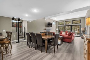 Interior - Park City Walk to Hiking & Canyons Golf | Pool (Park City)