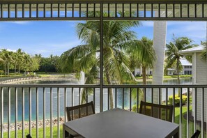 Outdoor dining - #826 -Second Floor - Lake and Fountain Views! (Naples)