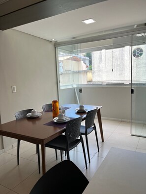 Dining - LK Santo Antônio 12 (Belo Horizonte)