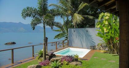 Beachfront House in São Sebastião with Pool