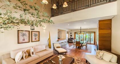 Luxury House with Pool in Granja Viana
