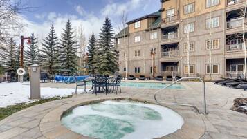 Condo, Multiple Beds, Balcony, Mountain View (A-K-AZ-ES8636) | Pool