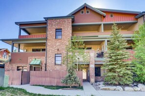 Exterior - Amazing Heart of Frisco Condo (Frisco)