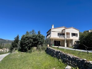 Esterni