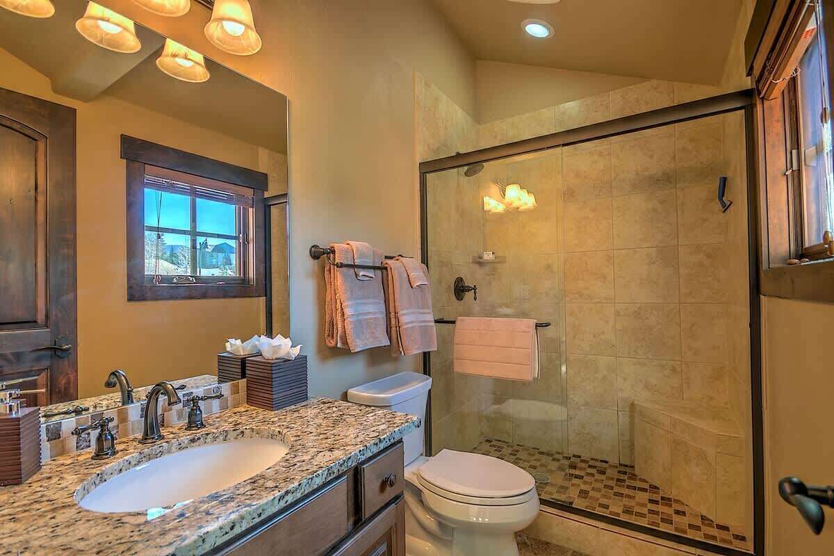 Townhome, Multiple Beds, Hot Tub, Mountain View (A-S-RR60A) | Bathroom | Towels