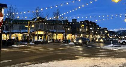Frisco Hotspot - Hot Tub & More, Sleeps 4