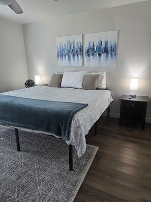 Fer et planche à repasser, Wi-Fi, draps fournis
