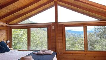 Cabaña Premium, vista a la montaña | Ropa de cama de alta calidad, edredón y wifi gratis