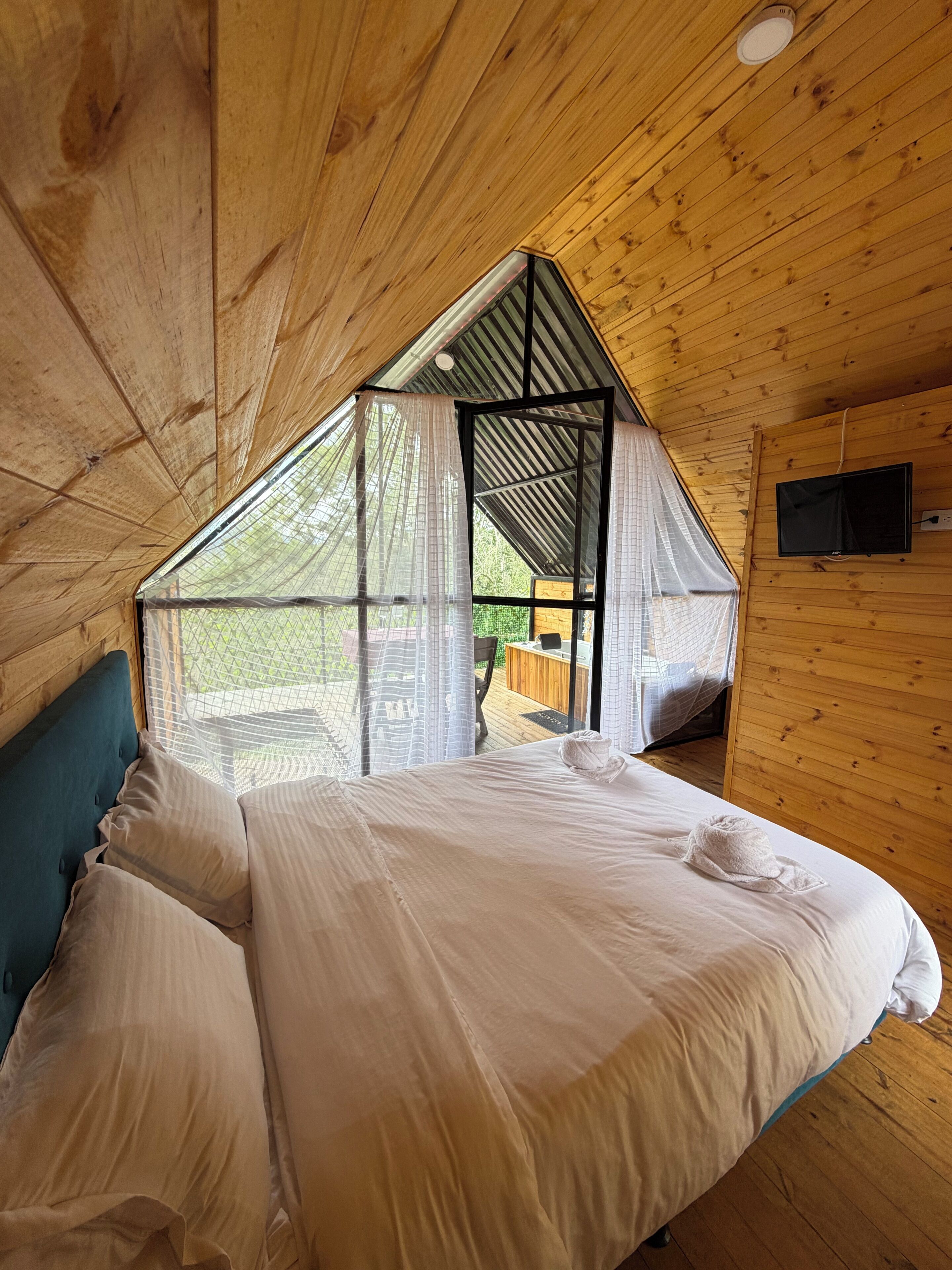 Luxury Cabin, Mountain View