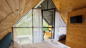 Cabaña de lujo, vista a la montaña | Ropa de cama de alta calidad, edredón y wifi gratis