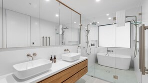 Bathroom - Kove Apartment - Apartment 106 (Kiama)