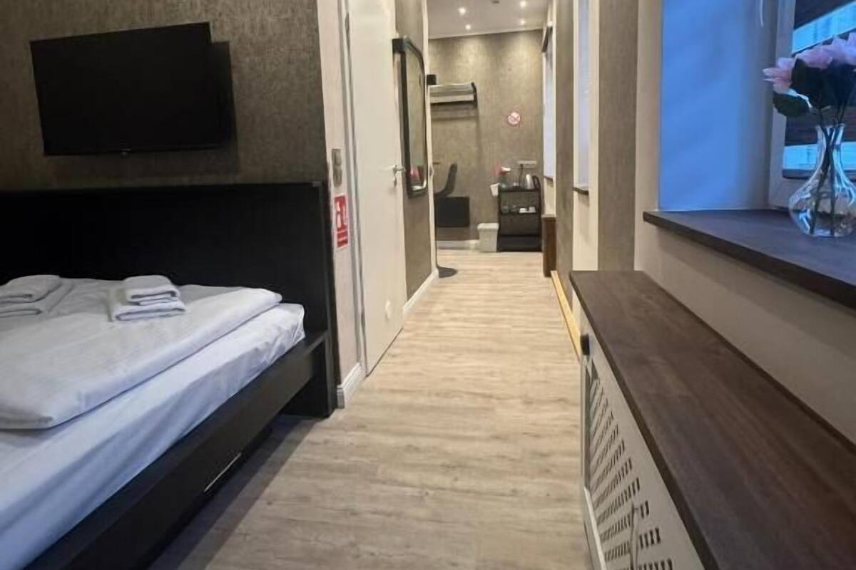 Comfort-Doppelzimmer, Blick auf den Innenhof | Kostenloses WLAN