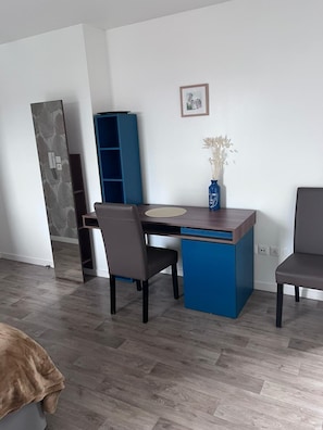 Interior - Cosy studio • 5 min from station and center - Very bright and quiet (Amiens)