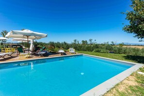 Pool - Villa Clanis - Eight Bedroom Villa, Sleeps 15 (Cortona)