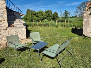 Property grounds - La P'tite Pierre: Charm & Nature in Berry! Pets allowed (Ineuil)
