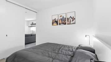 WiFi, bed sheets