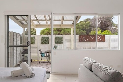 The Dunes - Peaceful Studio Hideaway Near the Ocean