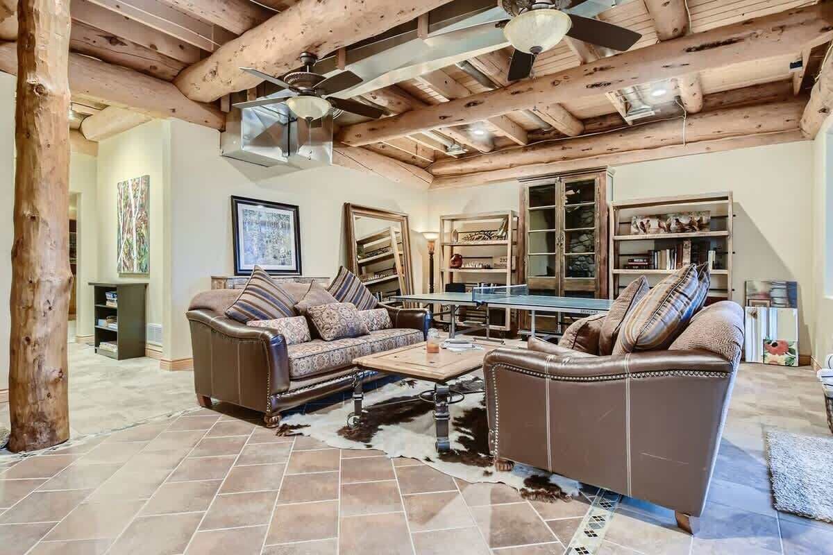 House, Multiple Beds, Patio, Mountain View (A-S-232SSW) | Living area