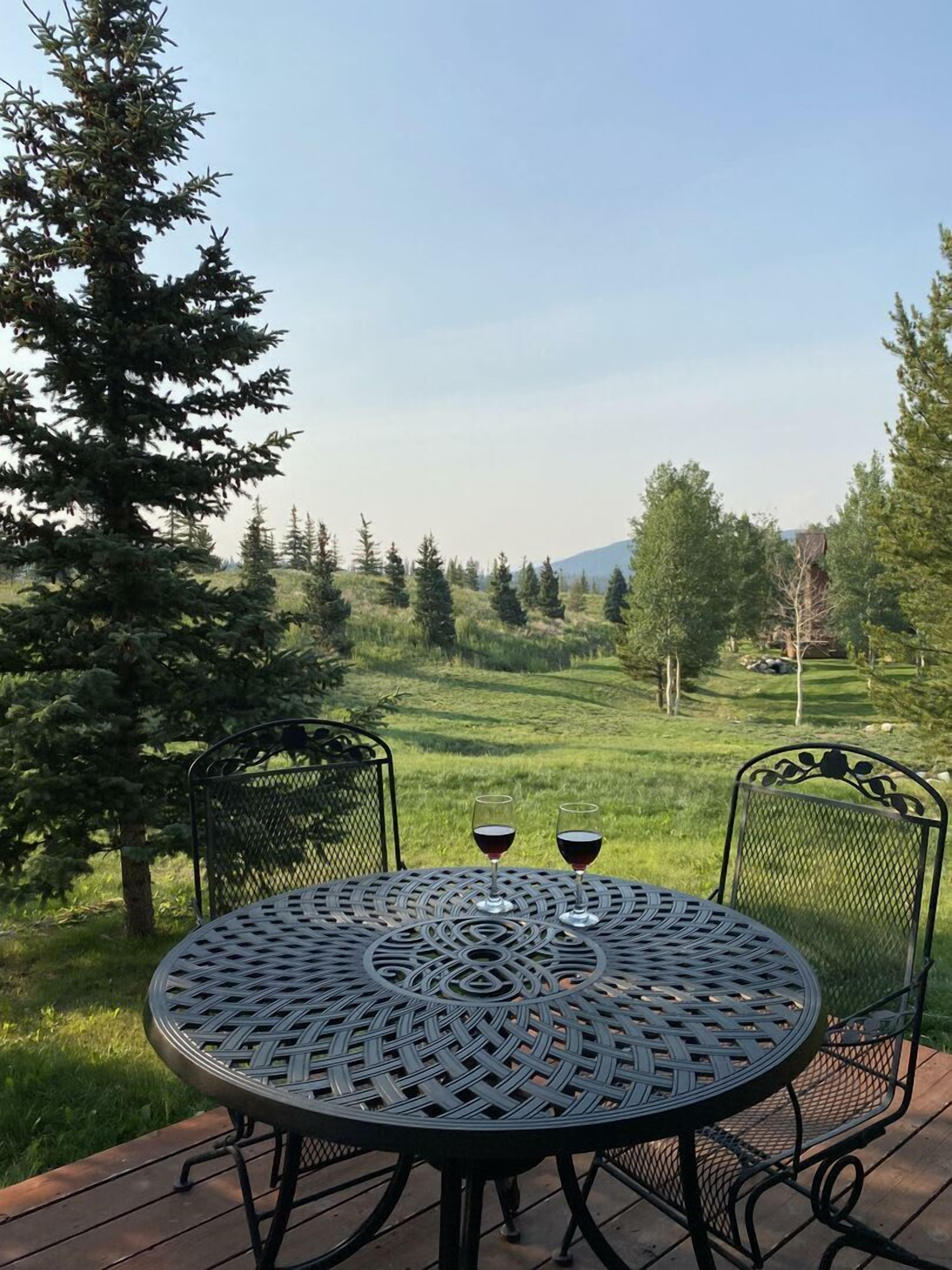 Townhome, Multiple Beds, Hot Tub, Mountain View (A-B-HG87) | Outdoor dining