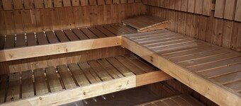 Mountain view, sauna and pool