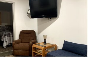 Living area - Pa's Place on the Trail #1 (Patten)