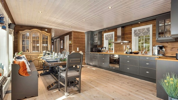 Private kitchen - Family cabin with jacuzzi at Tempelseter (Eggedal)