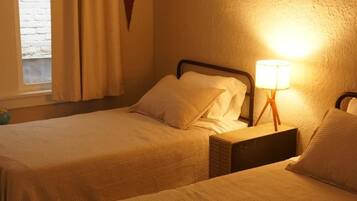 WiFi, bed sheets